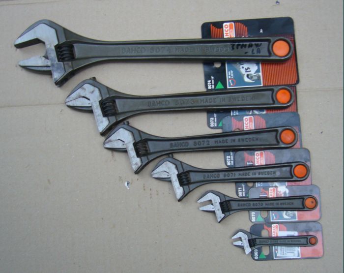 IMPA 616102 ADJUSTABLE WRENCH, BAHCO 8070 155 MM